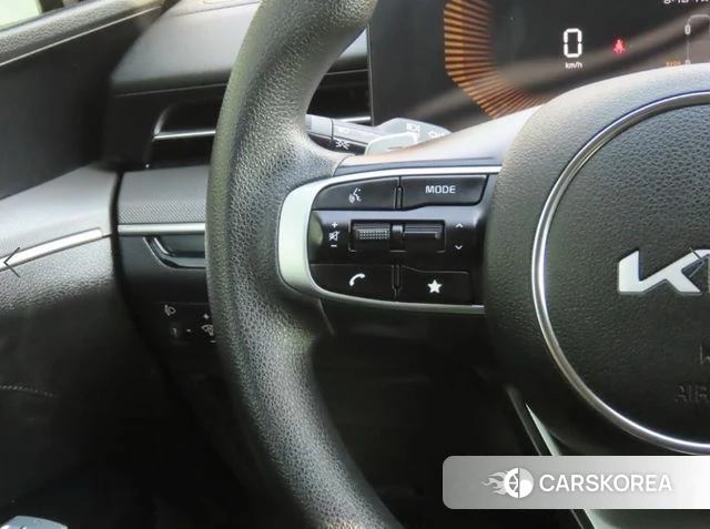 Kia The New K5 3rd generation 2024 Белый из Кореи, фото 2