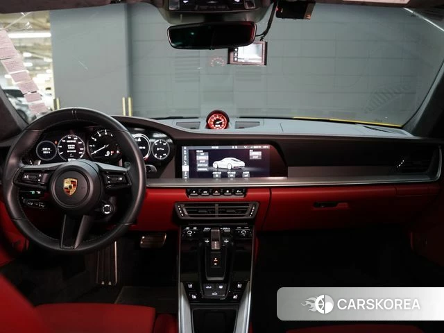 Porsche 911(992) 2020 Желтый из Кореи, фото 2