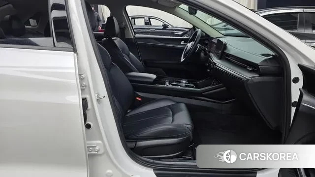 Kia The New K5 3rd generation 2024 Белый из Кореи, фото 2