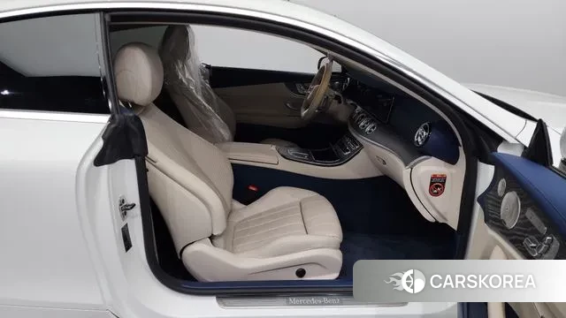 Mercedes-Benz E-Class W213 2023 Белый из Кореи, фото 2