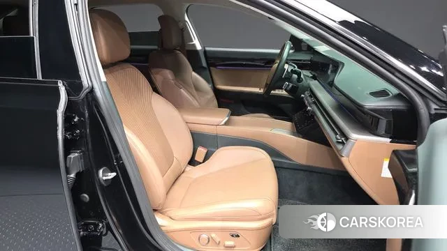 Hyundai Grandeur Hybrid (GN7) 2023 Черный из Кореи, фото 2