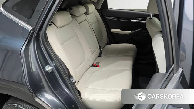 Kia Seltos 2020 Серый из Кореи, фото 2