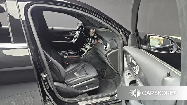 Mercedes-Benz GLC-Class X253 2019 Черный из Кореи, фото 2