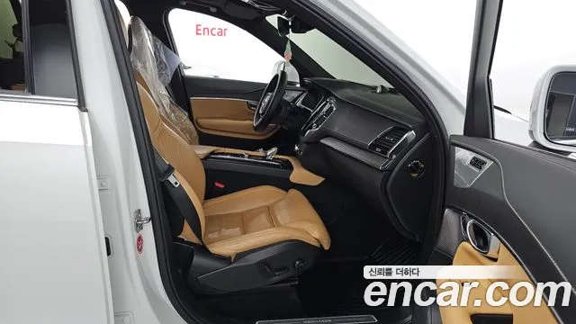 Volvo XC90 second Generation 2021 Белый из Кореи, фото 2