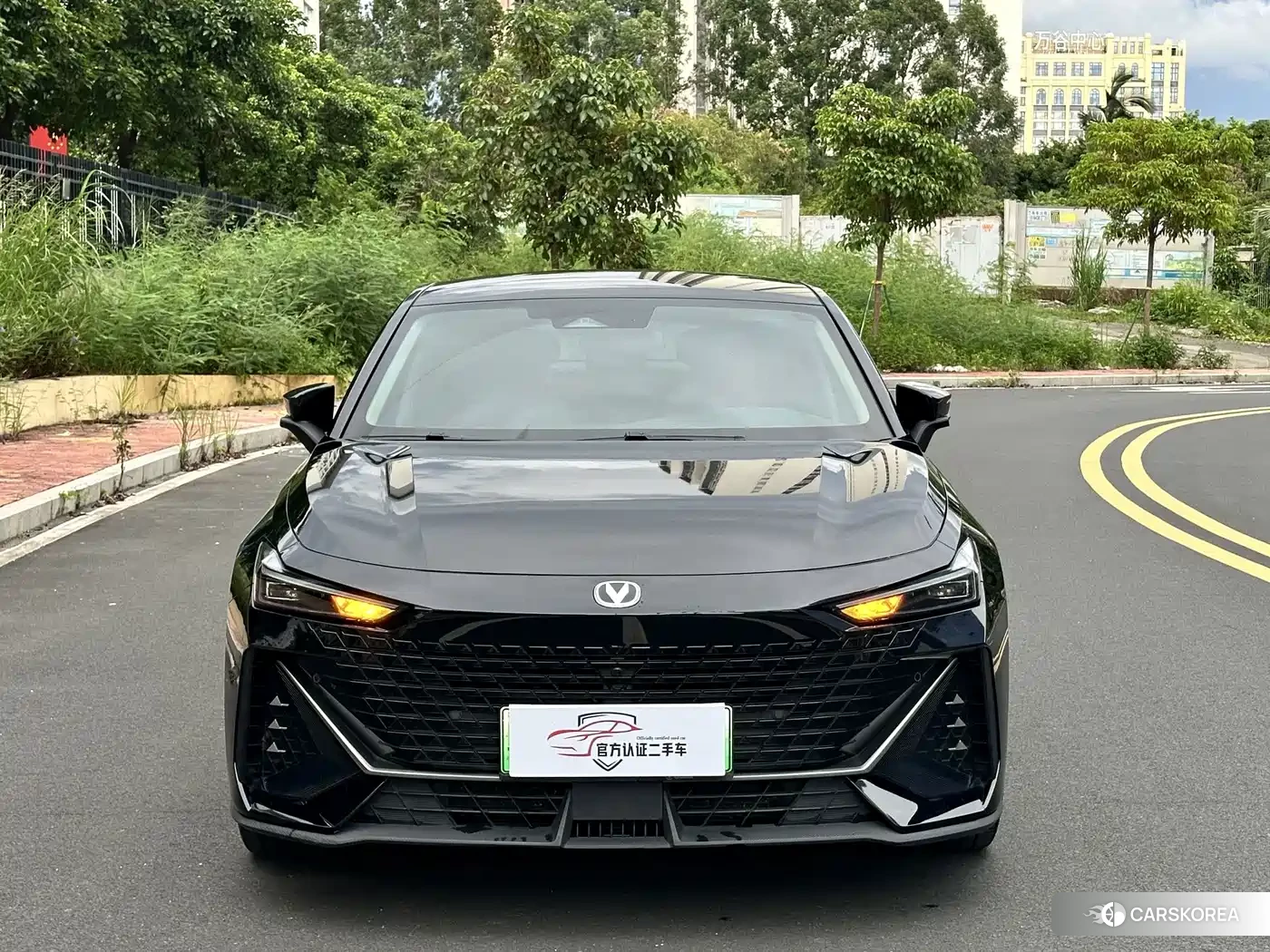 Chang'an UNI-V Smart iDD 2023 Черный из Китая, фото 2