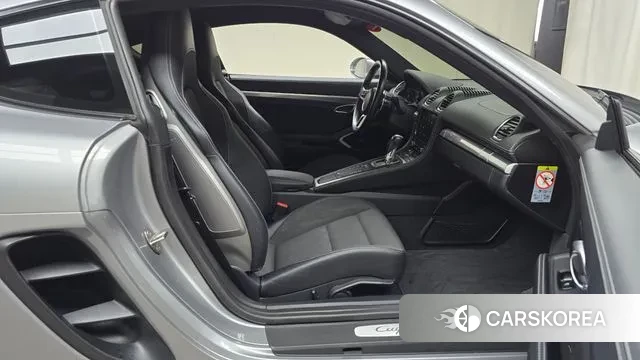 Porsche 718 Cayman 2019 Серебряный из Кореи, фото 2