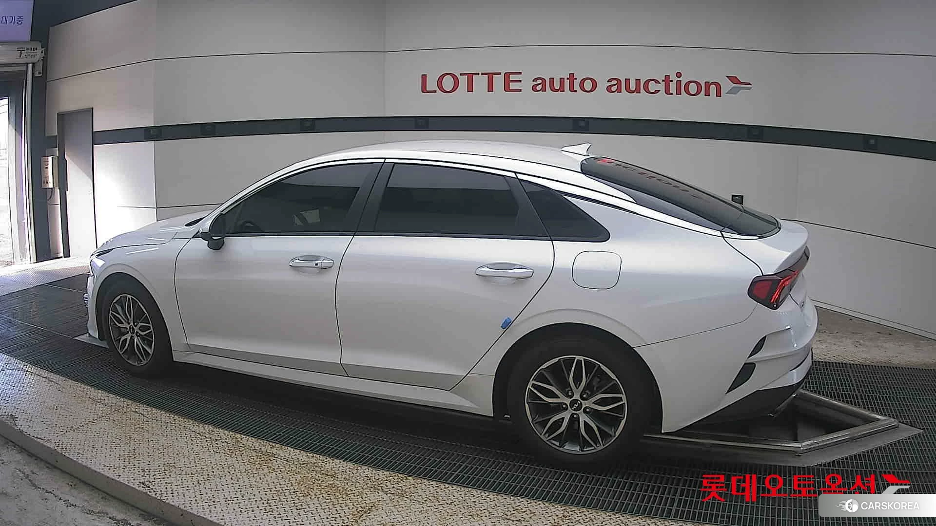 Kia K5 2022 Snow White Pearl (optional) из Кореи, фото 2