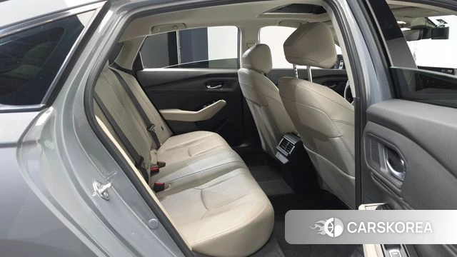 Honda Accord 11th Generation 2023 Серебристо-серый из Кореи, фото 2