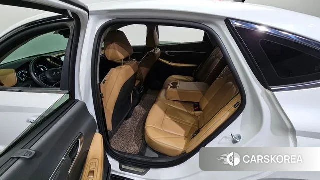 Hyundai Sonata (DN8) 2022 Белый из Кореи, фото 2