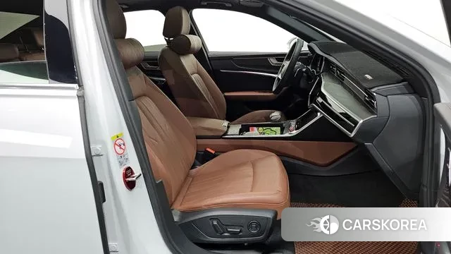 Audi A6 (C8) 2023 Белый из Кореи, фото 2