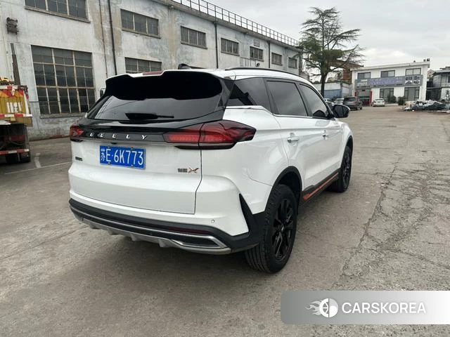 Geely Automobile Boyue 2023 Белый из Китая, фото 2