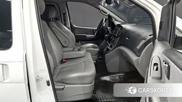 Hyundai The New Grand Starex 2019 Белый из Кореи, фото 2