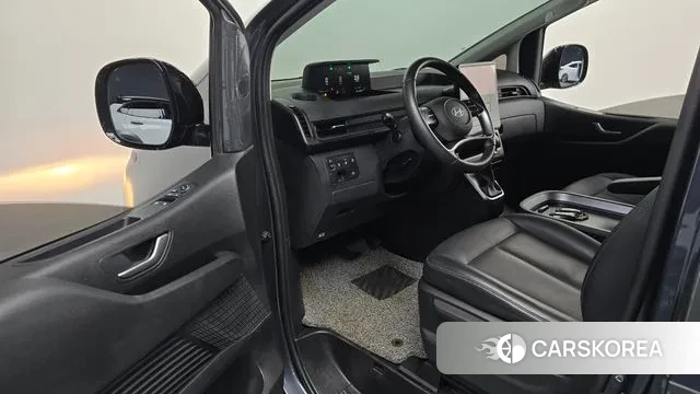 Hyundai Staria 2024 Серый из Кореи, фото 2