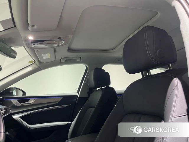 Audi A6 (import) 2023 Черный из Китая, фото 2