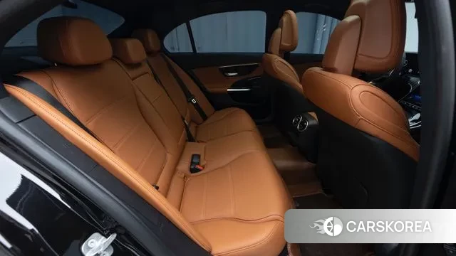 Mercedes-Benz C-Class W206 2024 Черный из Кореи, фото 2