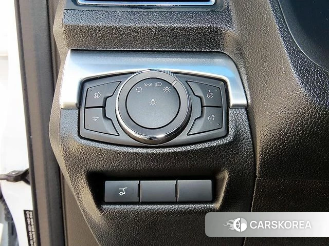 Ford Explorer 2018 Белый из Кореи, фото 2