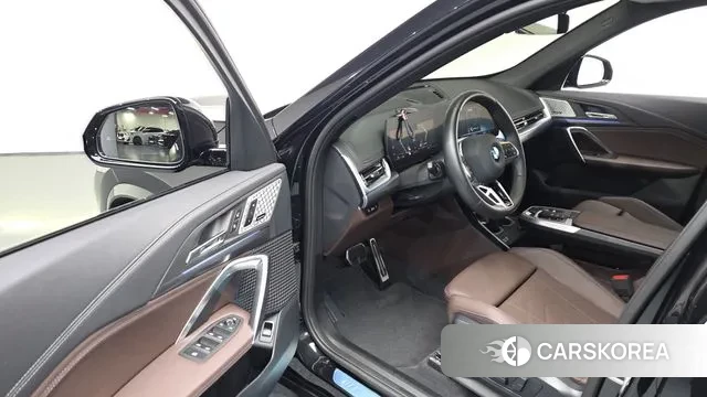 BMW X1 (U11) 2023 Черный из Кореи, фото 2