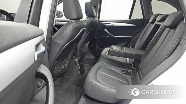 BMW X1 (F48) 2018 Белый из Кореи, фото 2
