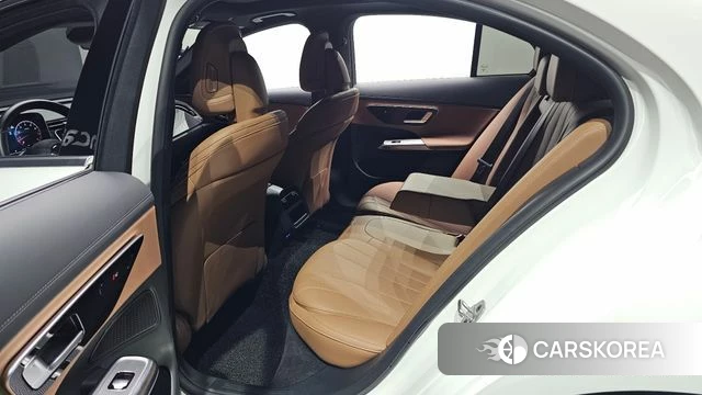 Mercedes-Benz E-Class W214 2025 Белый из Кореи, фото 2