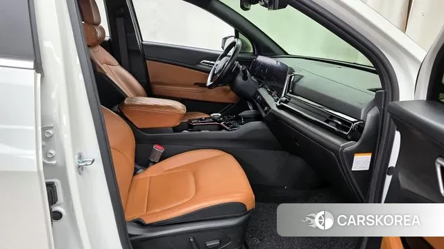 Kia Sportage 5th Generation Hybrid 2022 Белый из Кореи, фото 2