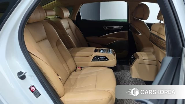 Kia The New K9 2nd generation 2022 Белый из Кореи, фото 2