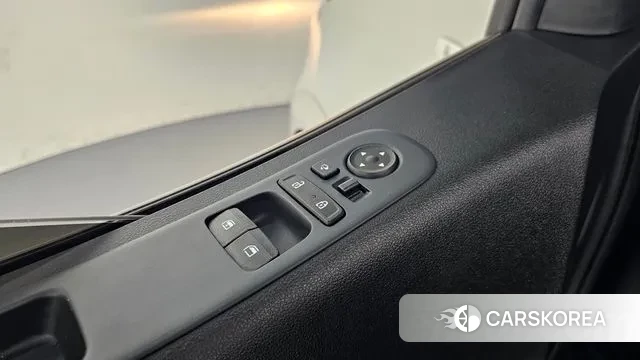 Hyundai Staria 2021 Белый из Кореи, фото 2