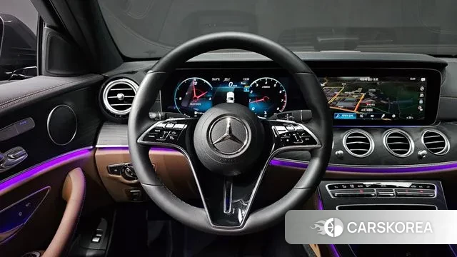 Mercedes-Benz E-Class W213 2023 Серый из Кореи, фото 2