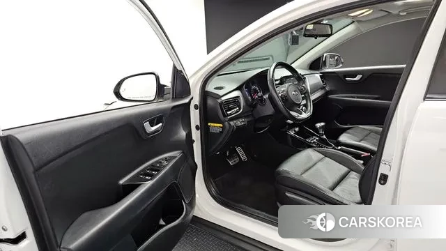 Kia Stonic 2018 Белый из Кореи, фото 2