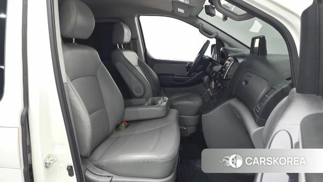 Hyundai The New Grand Starex 2019 Белый из Кореи, фото 2