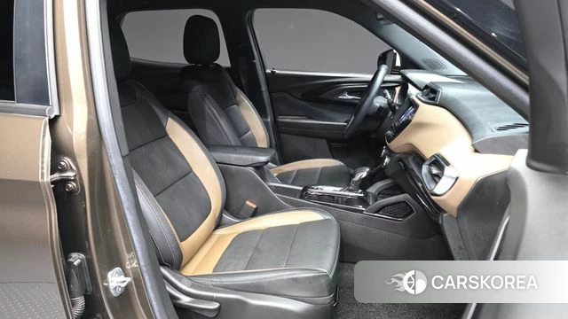 Chevrolet (GM Daewoo) Trailblazer 2022 Коричневый из Кореи, фото 2