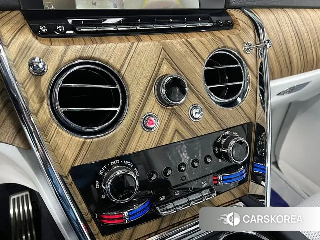 Rolls-Royce Cullinan 2019 Белый из Кореи, фото 2