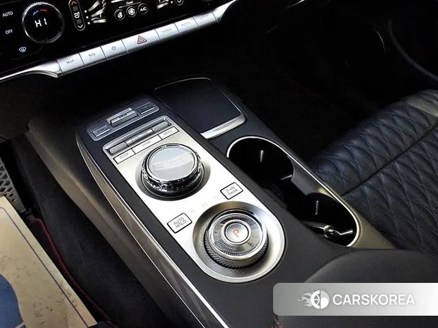 Genesis GV70 2021 Белый из Кореи, фото 2