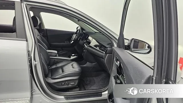 Kia Niro EV 2021 Серебристо-серый из Кореи, фото 2