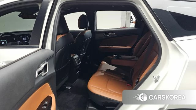 Kia Sportage 5th Generation 2022 Белый из Кореи, фото 2