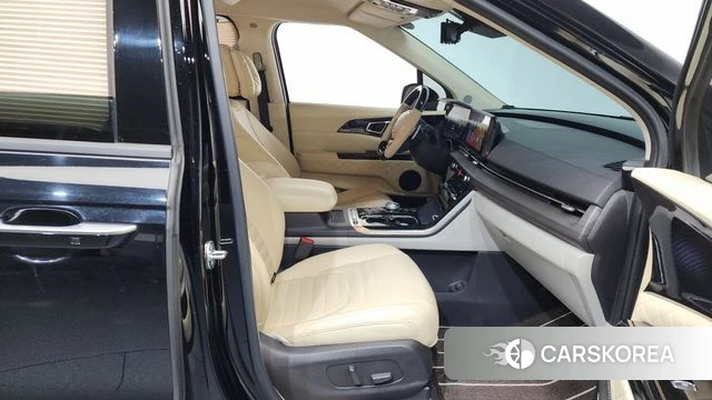 Kia Carnival 4th generation 2023 Черный из Кореи, фото 2