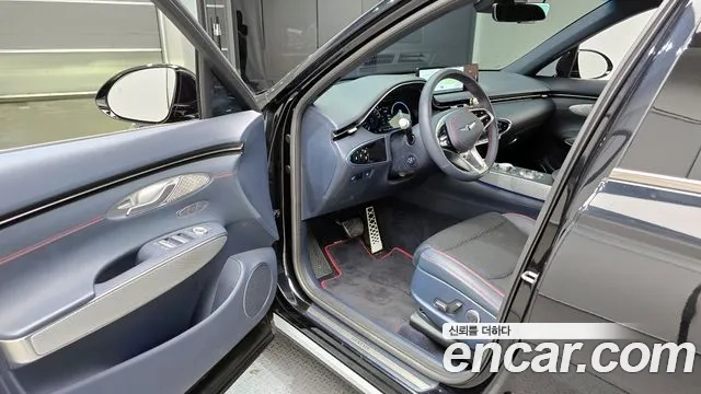 Genesis GV70 2021 Черный из Кореи, фото 2