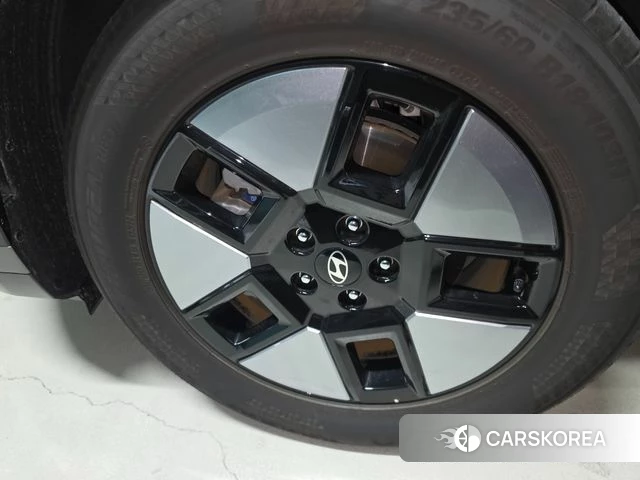 Hyundai Santa Fe (MX5) 2024 Белый из Кореи, фото 2