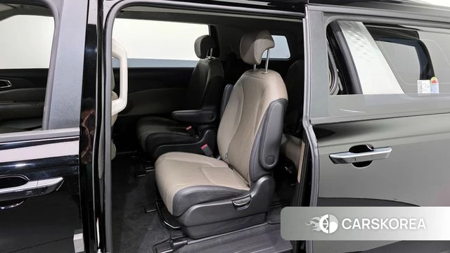 Kia The New Carnival 4th Generation 2025 Черный из Кореи, фото 2