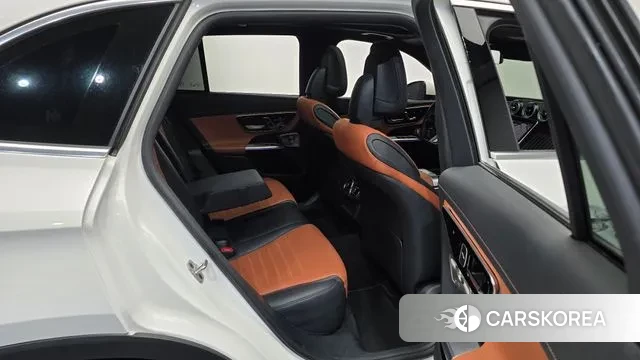 Mercedes-Benz GLC-Class X254 2023 Белый из Кореи, фото 2