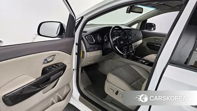 Kia All New Carnival 2018 Белый из Кореи, фото 2