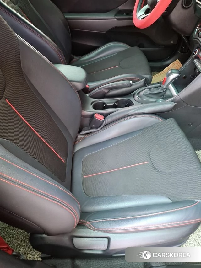Hyundai Veloster (JS) 2018 Красный из Кореи, фото 2
