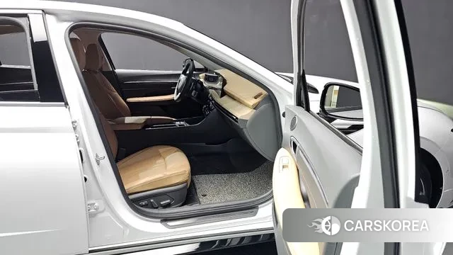 Hyundai Sonata D Edge (DN8) 2024 Белый из Кореи, фото 2