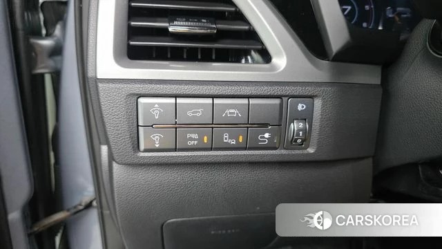 Ssangyong Beautiful Korando 2019 Серебристо-серый из Кореи, фото 2