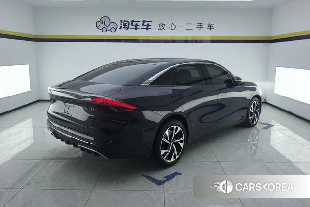 Geely Galaxy Galaxy L6 2024 Фиолетовый из Китая, фото 2