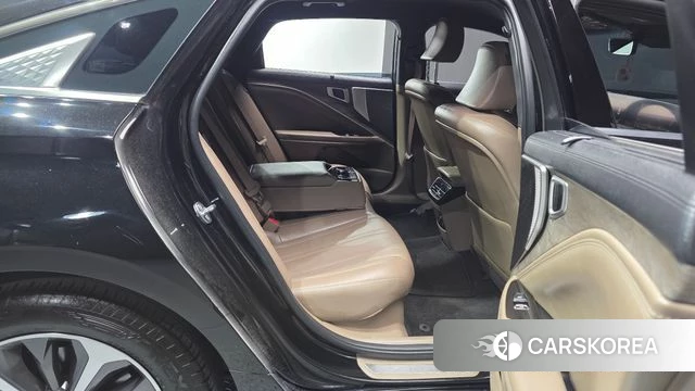 Kia K8 Hybrid 2023 Черный из Кореи, фото 2