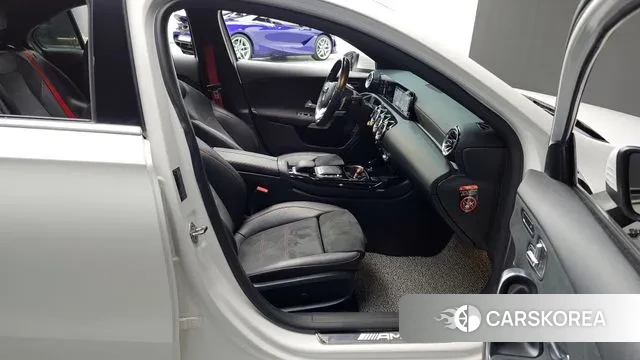 Mercedes-Benz A-Class W177 2021 Белый из Кореи, фото 2