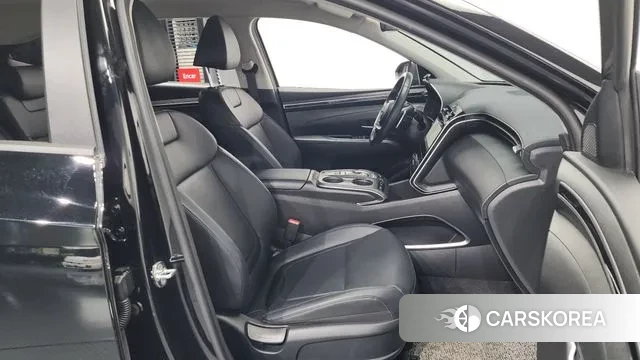 Hyundai Tucson (NX4) 2021 Черный из Кореи, фото 2