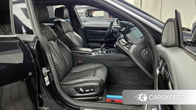BMW 6 Series GT (G32) 2022 Черный из Кореи, фото 2