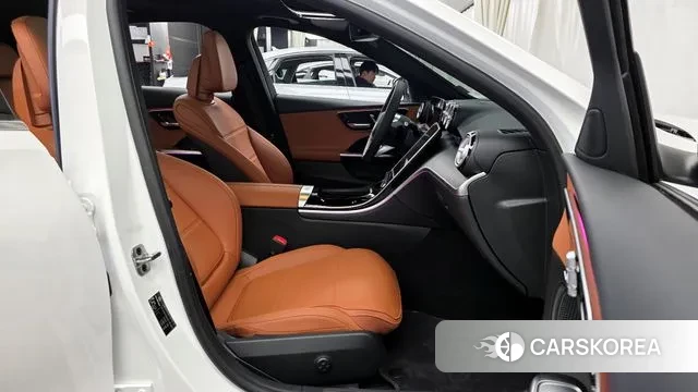 Mercedes-Benz C-Class W206 2025 Белый из Кореи, фото 2