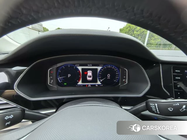 Volkswagen Passat 2022 Черный из Китая, фото 2